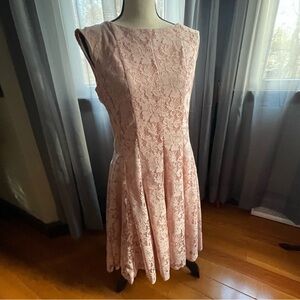 Elegant Pink Lace Dress